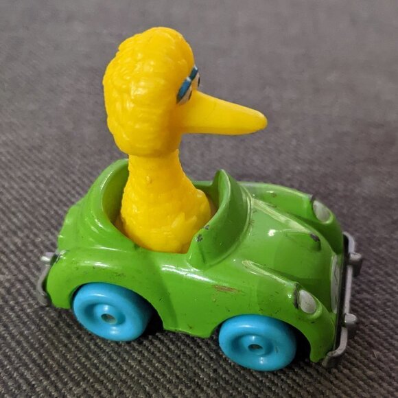 VINTAGE! Die Cast Sesame Street Big Bird Car from 1983 - Picture 4 of 6